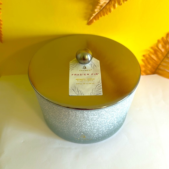 Thymes Frasier Fir Flocked Jar Candles – Holiday Scented Candles (3-Wick, 18 oz) - Picture 2 of 7